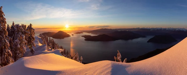 Bela Vista Panorâmica Paisagem Canadense Durante Pôr Sol Inverno Colorido — Fotografia de Stock