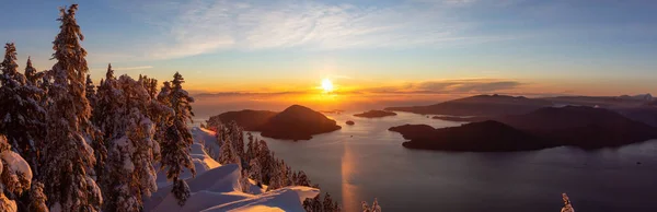 Prachtig Uitzicht Van Panoramische Canadese Landschap Tijdens Een Zonsondergang Kleurrijke — Stockfoto