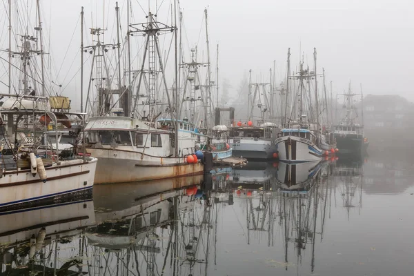 Ucluelet Isla Vancouver Canadá Agosto 2018 Barcos Pesca Puerto Deportivo —  Fotos de Stock