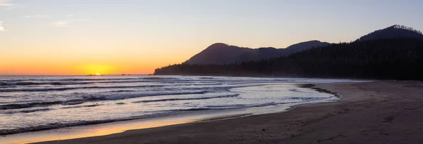 Beautiful Sandy Beach Pacific Ocean Coast Vibrant Summer Sunset Taken — Stock Photo, Image