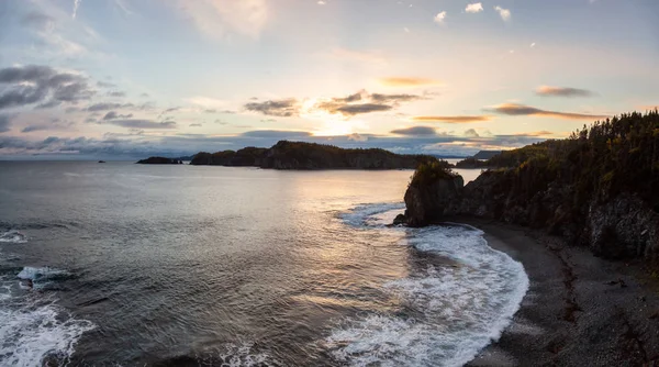 Opvallend Panoramisch Landschapsmening Van Een Rotsachtige Kust Van Atlantische Oceaan — Stockfoto