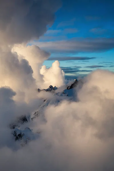 Veduta Aerea Bellissimo Paesaggio Canadese Durante Tramonto Invernale Preso Nord — Foto Stock