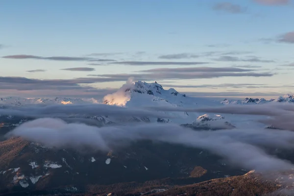 Vista Aérea Uma Bela Paisagem Canadense Durante Pôr Sol Inverno — Fotografia de Stock