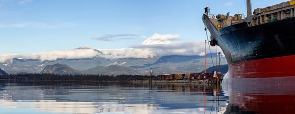 Squamish Colúmbia Britânica Canadá Janeiro 2019 Navio Estacionado Porto Durante — Fotografia de Stock