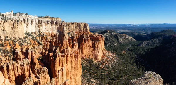 Hermosa Vista Paisaje Americano Durante Día Soleado Tomado Bryce Canyon —  Fotos de Stock