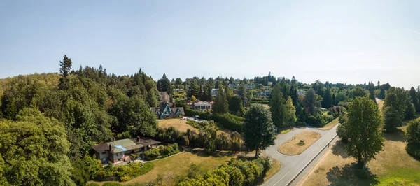 Luftaufnahme Einer Modernen Stadt Einem Sonnigen Sommertag Aufgenommen Vancouver Canada — Stockfoto