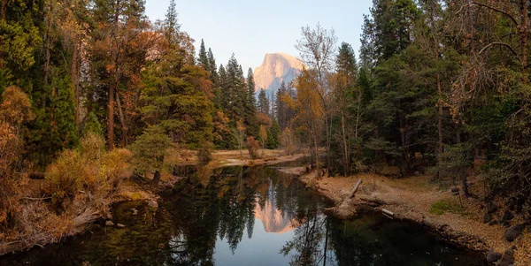 Güzel Amerikan Manzara Içinde Yosemite Milli Parkı California Amerika Birleşik — Stok fotoğraf