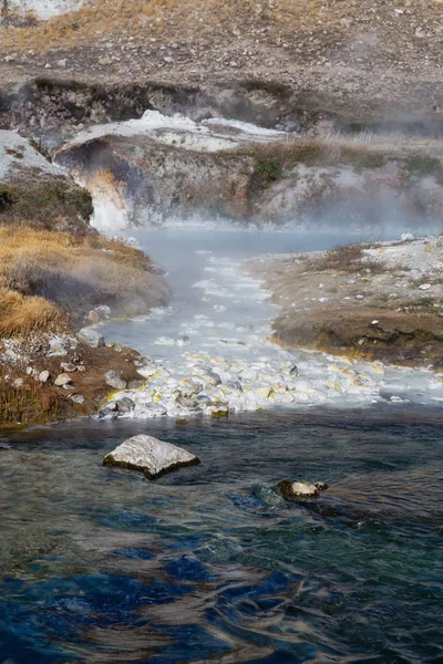Vista Aguas Termales Naturales Hot Creek Geological Site Situado Cerca —  Fotos de Stock