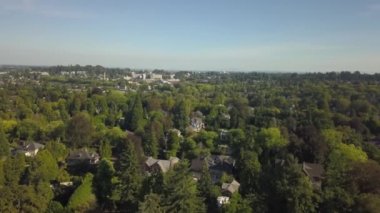 Modern bir şehir bir güneşli yaz gün boyunca hava görünümünü. Vancouver, Bc, Kanada içinde alınan.