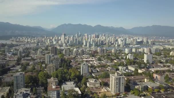 Flygfoto Över Modern Stad Solig Sommardag Tagit Vancouver Kanada — Stockvideo