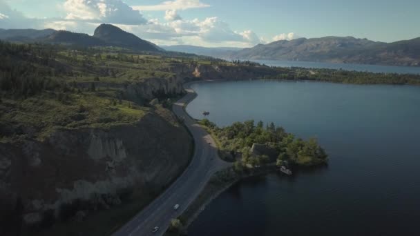 Veduta Aerea Una Strada Panoramica Circondata Dal Bellissimo Paesaggio Canadese — Video Stock