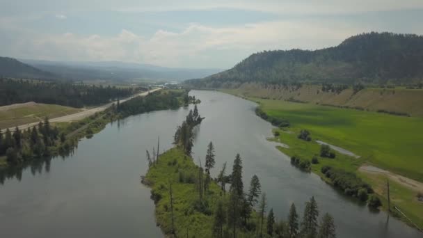 Luftaufnahme Der Transkanada Autobahn Der Nähe Des Thompson River Einem — Stockvideo