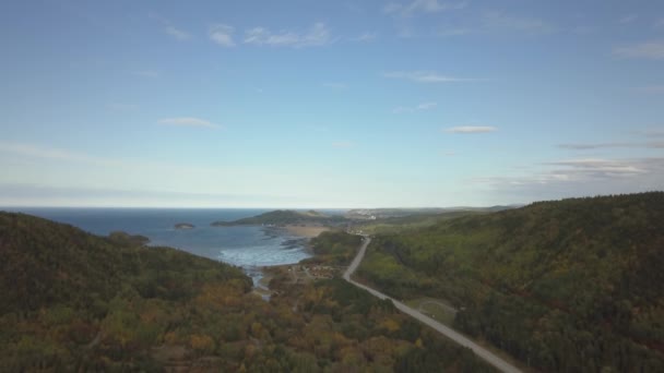 空中パノラマ風景活気のある日当たりの良い日中ビックカメラ国立公園の眺め ビックカメラ Rimousky ケベック カナダでの撮影 — ストック動画