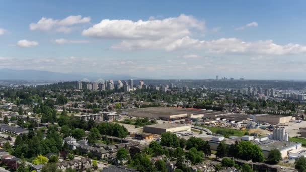 在多云的夏季 地铁城的空中延时 拍摄于加拿大不列颠哥伦比亚省温哥华伯纳比 — 图库视频影像