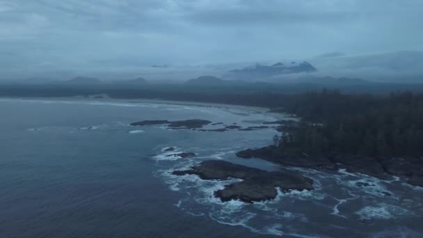 Seascape Antenowe Widok Wybrzeża Oceanu Spokojnego Podczas Letnich Zachmurzony Zachód — Wideo stockowe