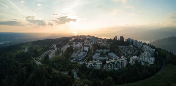 Aerial View Residential Buildings Top Burnaby Mountain Vibrant Sunset Taken — Stock Photo, Image