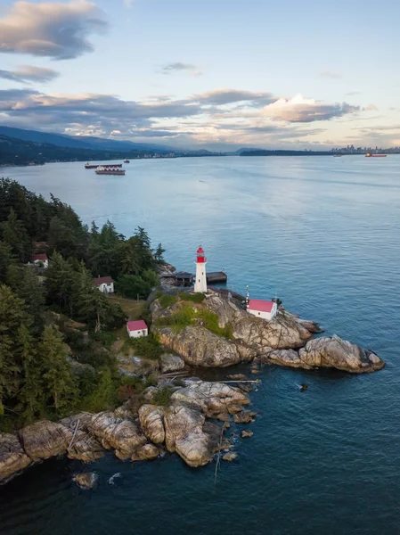 Vista Aérea Uma Bela Paisagem Canadense Durante Pôr Sol Verão — Fotografia de Stock