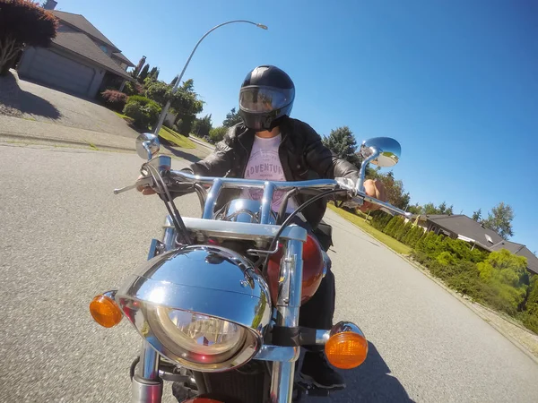 Vancouver Columbia Británica Canadá Julio 2018 Hombre Una Motocicleta Está —  Fotos de Stock