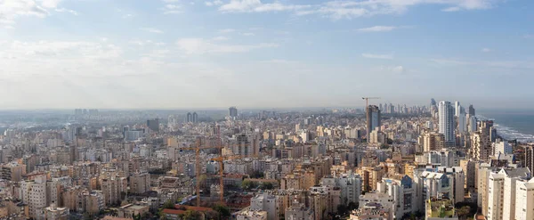 Vista Aérea Bairro Residencial Uma Cidade Durante Nascer Sol Nublado — Fotografia de Stock