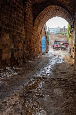 Akko'nun Eski Şehrinde Kirli ve Dar Sokaklar. Acre, İsrail'de çekilmiş.
