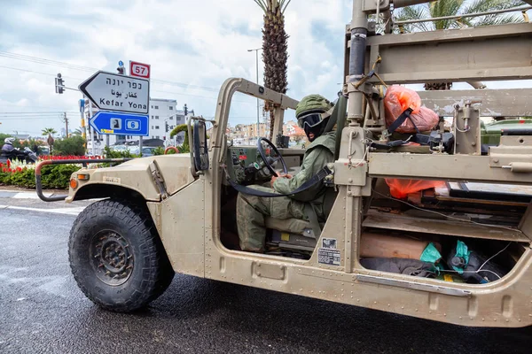 Netanya Center District Israel April 2019 Israeli Soldier Driving Armoured — Stock Photo, Image