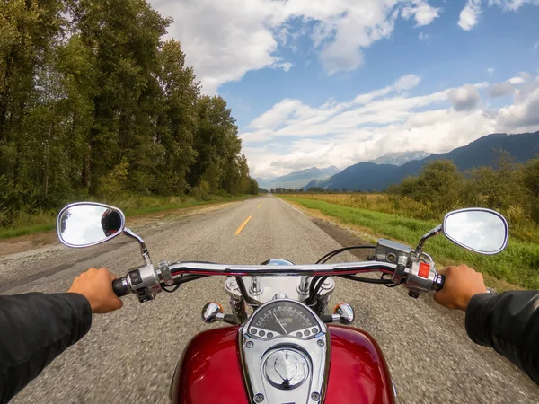 Auf Einem Motorrad Auf Einer Wunderschönen Malerischen Straße Die Von — Stockfoto