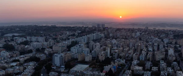 Vue Panoramique Aérienne Quartier Résidentiel Dans Une Ville Lors Lever — Photo