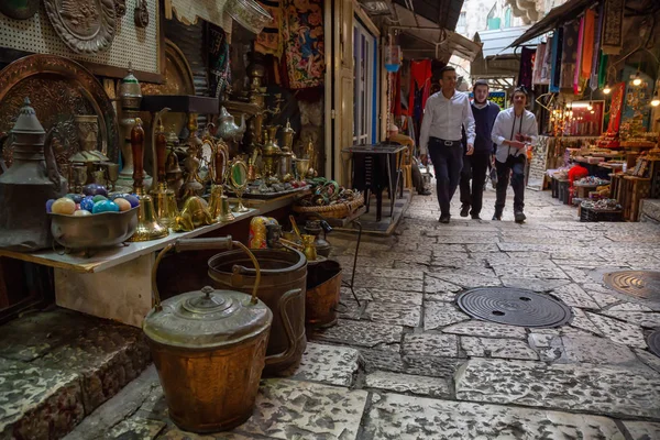 Jerusalén Israel Abril 2019 Mercado Las Estrechas Calles Ciudad Vieja —  Fotos de Stock
