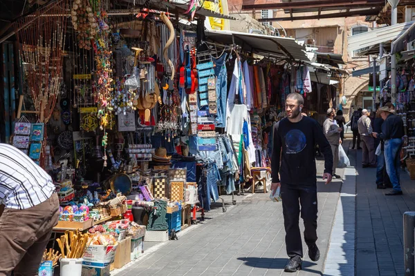 Jaffa Tel Awiw Izrael Kwietnia 2019 Ludzie Sprzedający Towar Ulicach — Zdjęcie stockowe