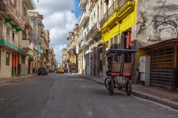 Havana Küba Mayıs 2019 Eski Havana Şehrinin Sokak Manzarası Küba — Stok fotoğraf