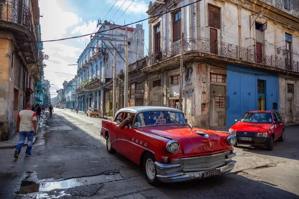 Havana Cuba Maio 2019 Carro Táxi Clássico Nas Ruas Cidade — Fotografia de Stock