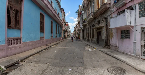 Havana Cuba Mei 2019 Panoramisch Uitzicht Straat Van Oude Stad — Stockfoto