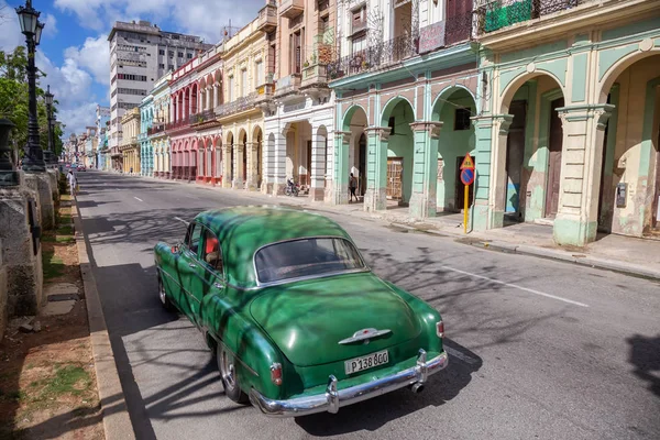 Havana Kuba Květen 2019 Klasické Staré Taxi Auto Ulicích Starého — Stock fotografie