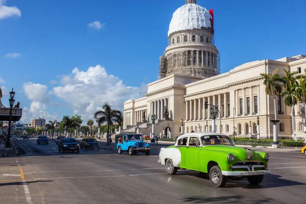 Гавана Куба Мая 2019 Года Классический Старый Автомобиль Улицах Старого — стоковое фото