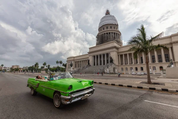 Havana Kuba Květen 2019 Klasické Staré Taxi Auto Ulicích Nádherného — Stock fotografie