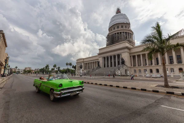 Havana Kuba Květen 2019 Klasické Staré Taxi Auto Ulicích Nádherného — Stock fotografie