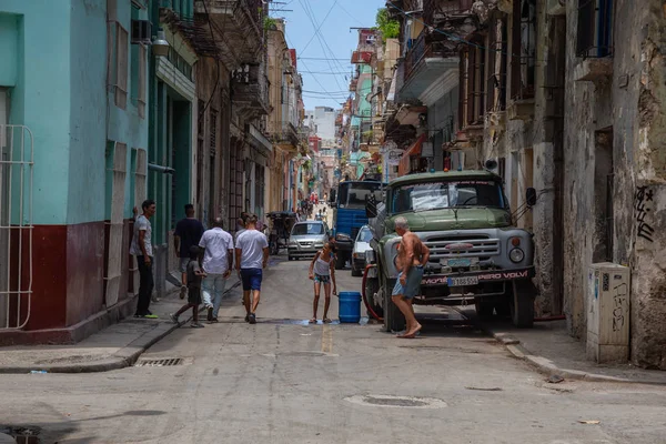 Αβάνα Κούβα Μαΐου 2019 Θέα Στο Δρόμο Της Προνομιούχων Οικιστικής — Φωτογραφία Αρχείου