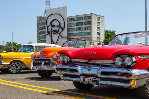 Havana Cuba May 2019 Old Classic American Taxi Car Plaza — Stock Photo, Image