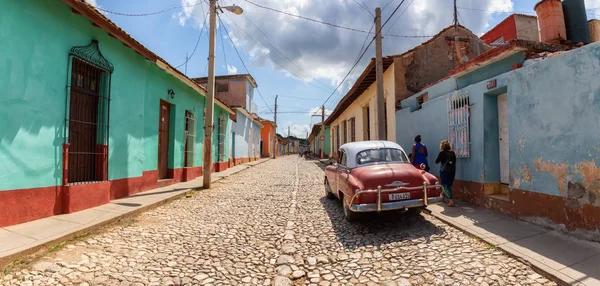 Trinidad Kuba Czerwca 2019 Panoramiczny Widok Stary Klasyczny Amerykański Samochód — Zdjęcie stockowe