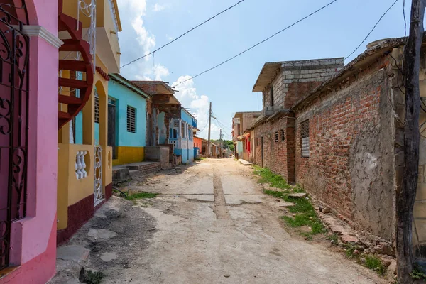 Dzielnica Mieszkaniowa Małym Kubańskim Miasteczku Pochmurny Słoneczny Dzień Podjęte Trinidad — Zdjęcie stockowe