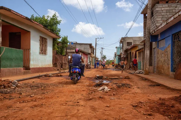 Trinidad Cuba June 2019 Wet Dirty Street View Small Cuban — Stock Photo, Image