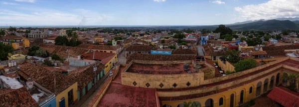 Aerial Panoramautsikt Över Liten Turistisk Kubansk Stad Solig Och Grumlig — Stockfoto