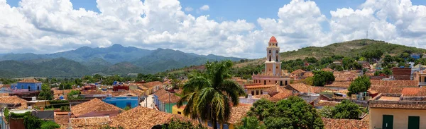 Vista Panorâmica Aérea Uma Pequena Cidade Turística Cubana Durante Dia — Fotografia de Stock