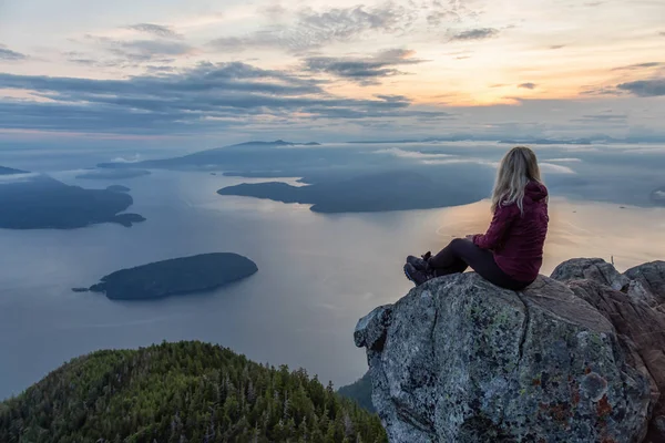 Adventurous Female Hiker Top Mountain Covered Clouds Vibrant Summer Sunset — Stock Photo, Image