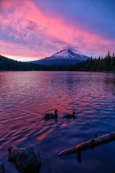 Beautiful Landscape View Hood Dramatic Cloudy Sunset Taken Trillium Lake — Stock Photo, Image