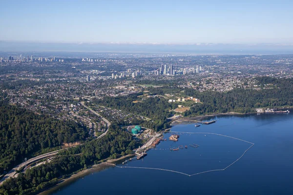 Vista Aérea Indústria Refinaria Petróleo Port Moody Grande Vancouver Colúmbia — Fotografia de Stock