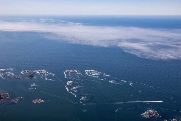 Vista Aérea Una Hermosa Costa Del Océano Pacífico Durante Una — Foto de Stock