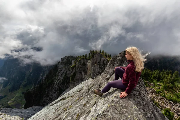 Adventurous Girl Top Rugged Rocky Mountain Cloudy Summer Morning Taken — Stock Photo, Image