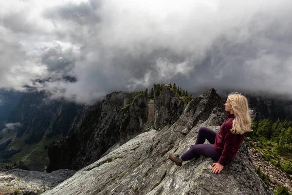 Adventurous Girl Top Rugged Rocky Mountain Cloudy Summer Morning Taken — Stock Photo, Image