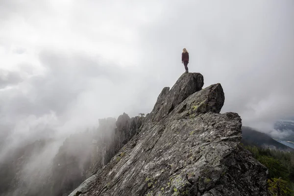 Adventurous Girl Top Rugged Rocky Mountain Cloudy Summer Morning Taken — Stock Photo, Image